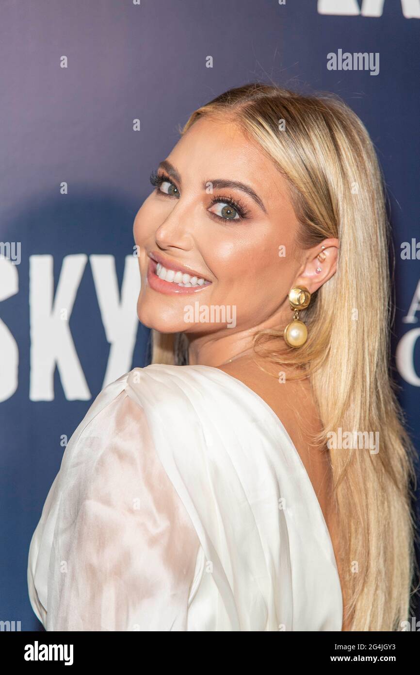 Los Angeles, USA. 21st June, 2021. Cassie Scerbo attends Los-Angeles Film  Premiere: LANSKY, Los Angeles, CA on June 21, 2021 Credit: Eugene  Powers/Alamy Live News Stock Photo - Alamy