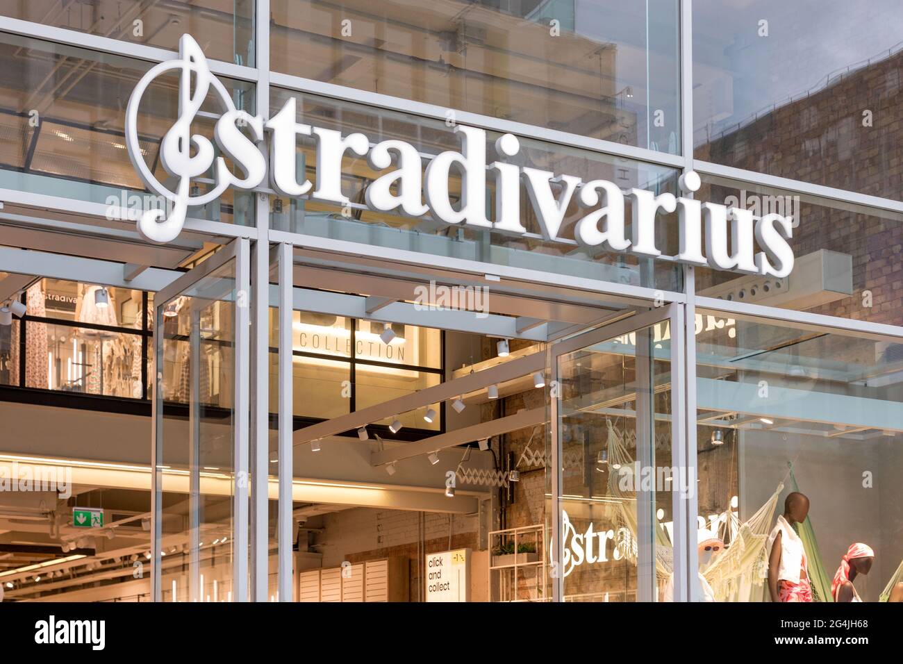 Stradivarius Store High Resolution Stock Photography and Images - Alamy