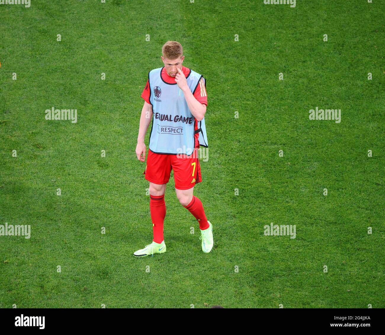 Saint Petersburg, Russia. 21st June, 2021. Kevin De Bruyne (7) of Belgium warms up before the European championship EURO 2020 between Belgium and Finland at Gazprom Arena.(Final Score; Finland 0:2 Belgium). Credit: SOPA Images Limited/Alamy Live News Stock Photo