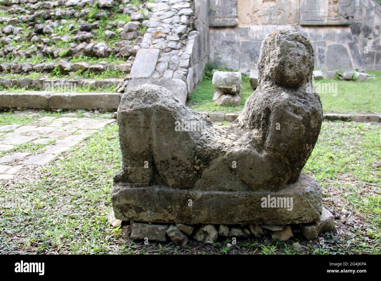 Chacmool, pre-Columbian Mesoamerican sculpture, possibly symbolised slain warriors carrying offerings to the gods, Chichen-Itza, Yucatan, Mexico Stock Photo
