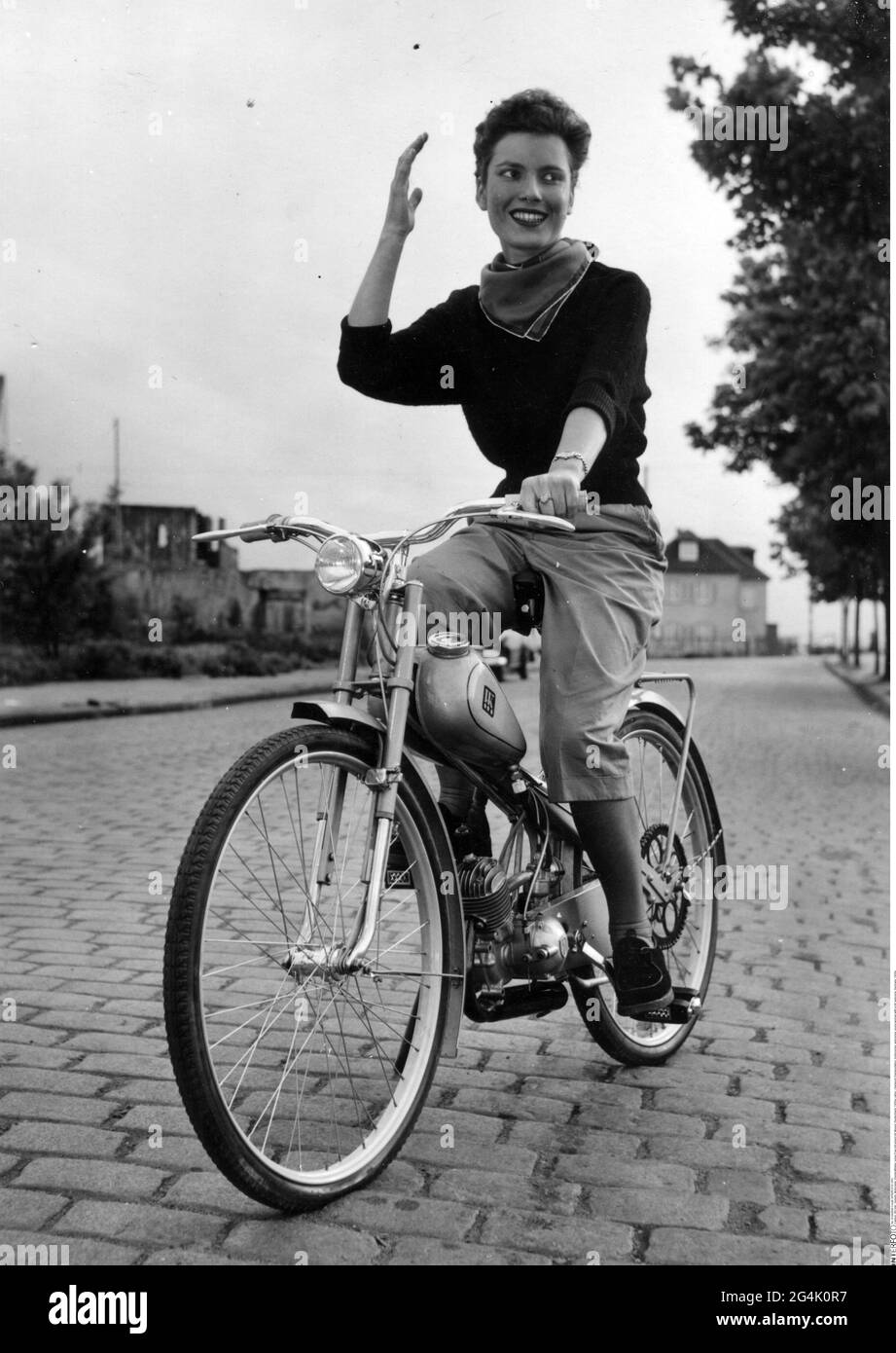 1950's bike hi-res stock photography and images - Page 2 - Alamy