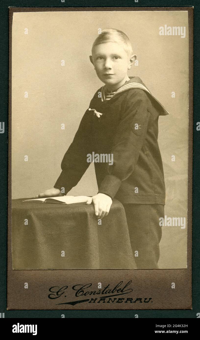 Germany, Schleswig-Holstein, Hanerau, boy with uniform of the navy, around 1910th, studio photo, ADDITIONAL-RIGHTS-CLEARANCE-INFO-NOT-AVAILABLE Stock Photo