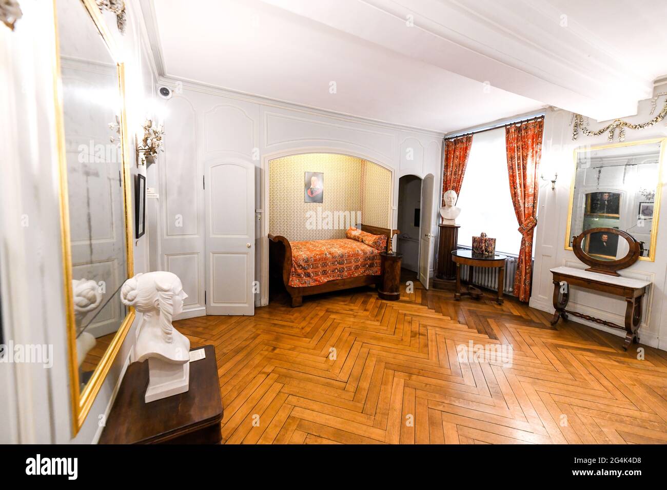 Rouen (northern France): Flaubert Museum and Medical History Museum. Bedroom in which Gustave Flaubert was born Stock Photo
