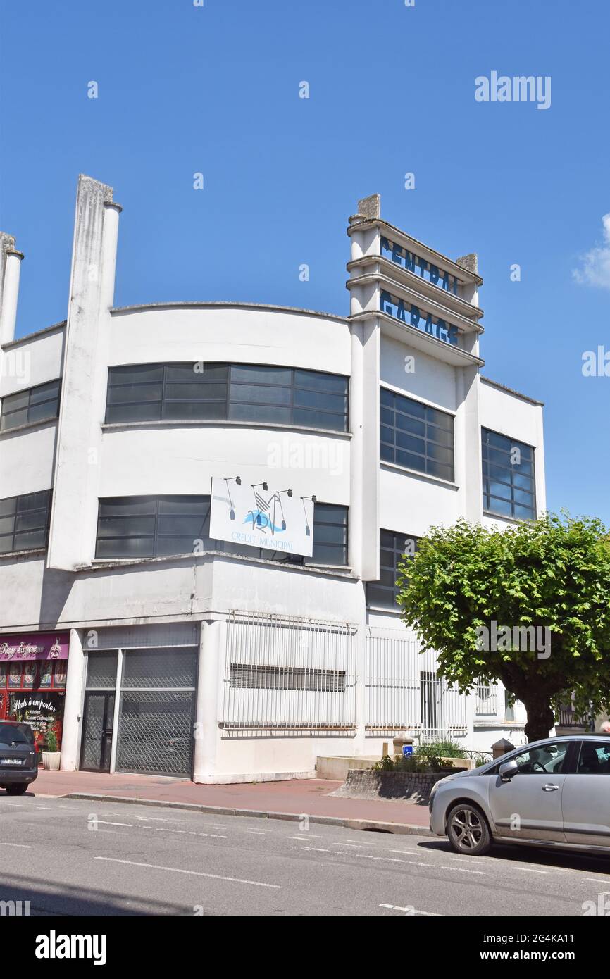 The Central Garage, in Limoges, France, originally built for Citroën