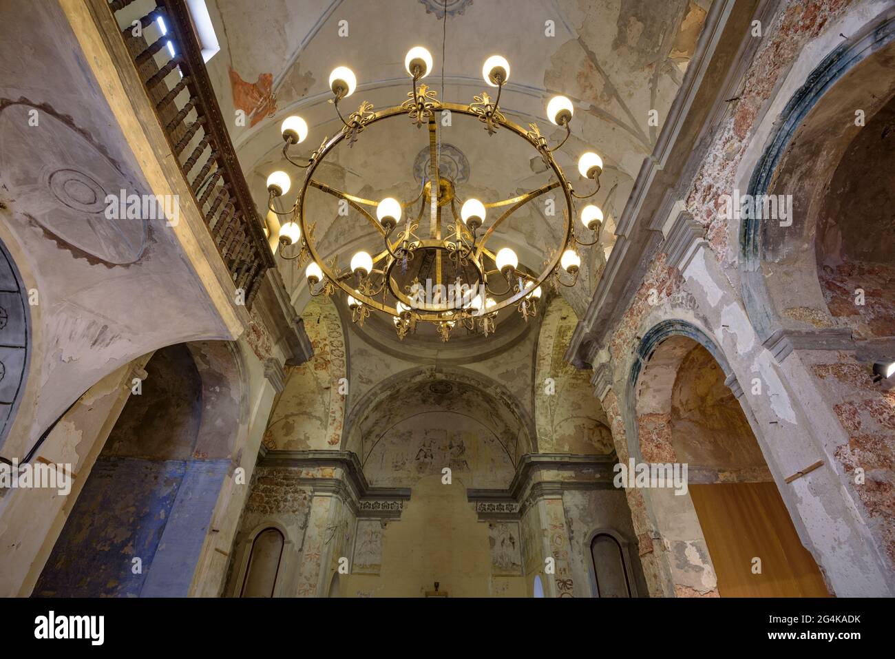 Inside the old church of Miravet (Tarragona, Catalonia, Spain) ESP: Interior de la iglesia antigua de Miravet (Tarragona, Cataluña, España) Stock Photo