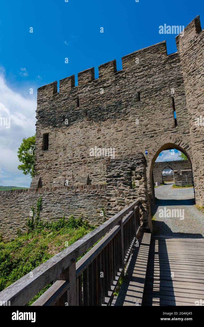 Sterrenberg Castle in Kamp-Bornhofen, UpperMiddle Rhine Valley, UNESCO World Heritage, Rhineland-Palatinate, Germany Stock Photo