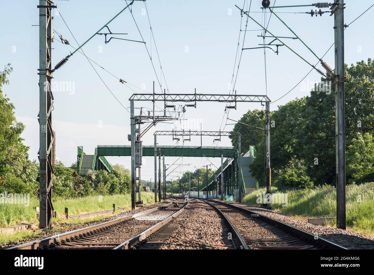 Electrified train tracks / railway lines, transport infrastructure