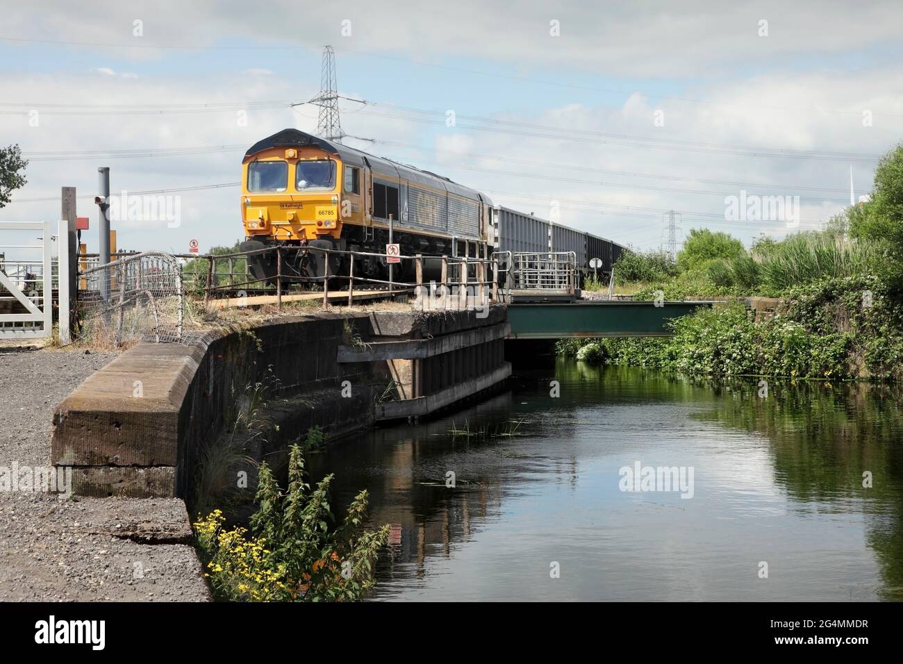 GB Railfreight Class 66 loco 66785 hauling the 6E57 1146 Doncaster to