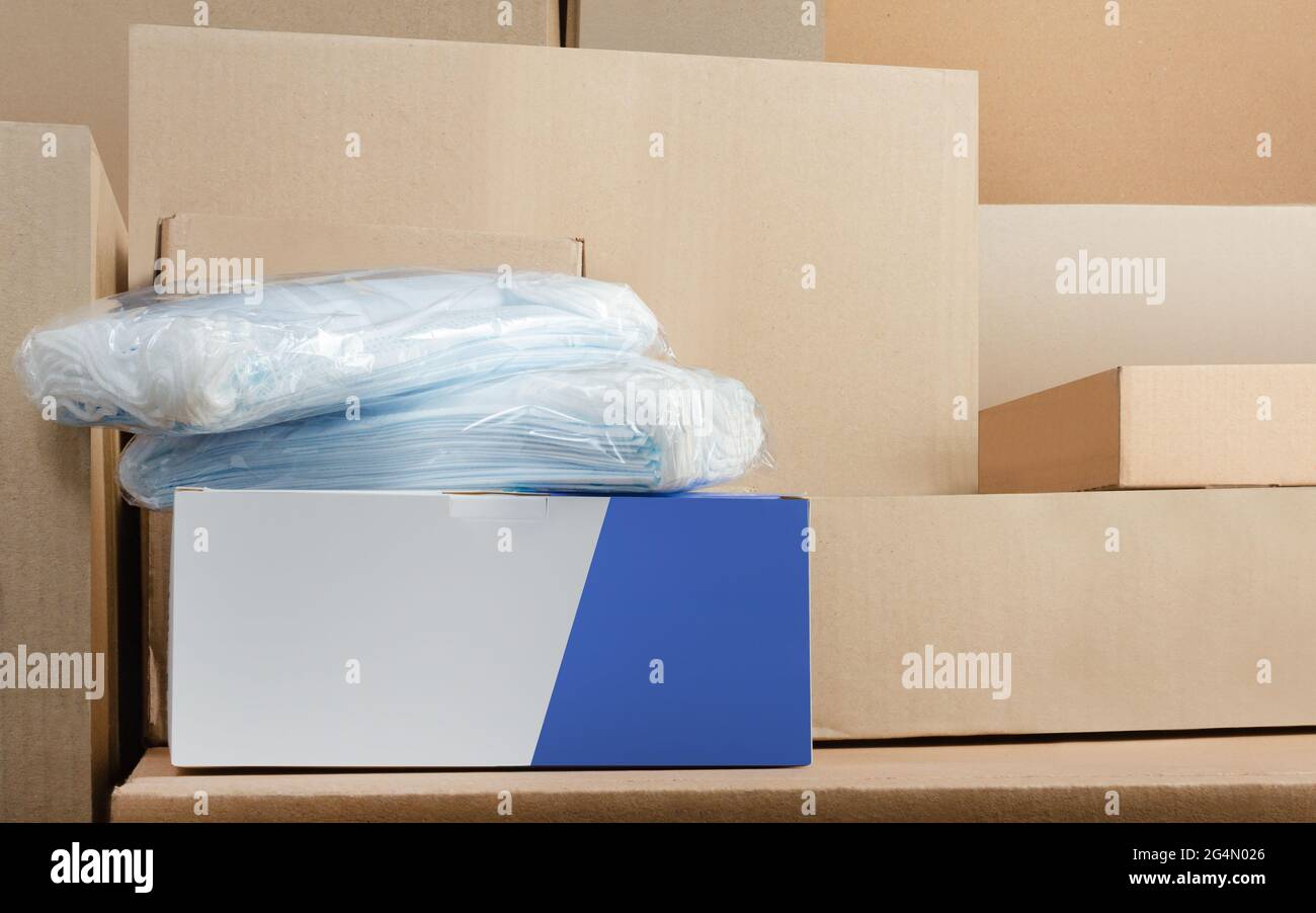 Stacked cardboard boxes hi-res stock photography and images - Alamy