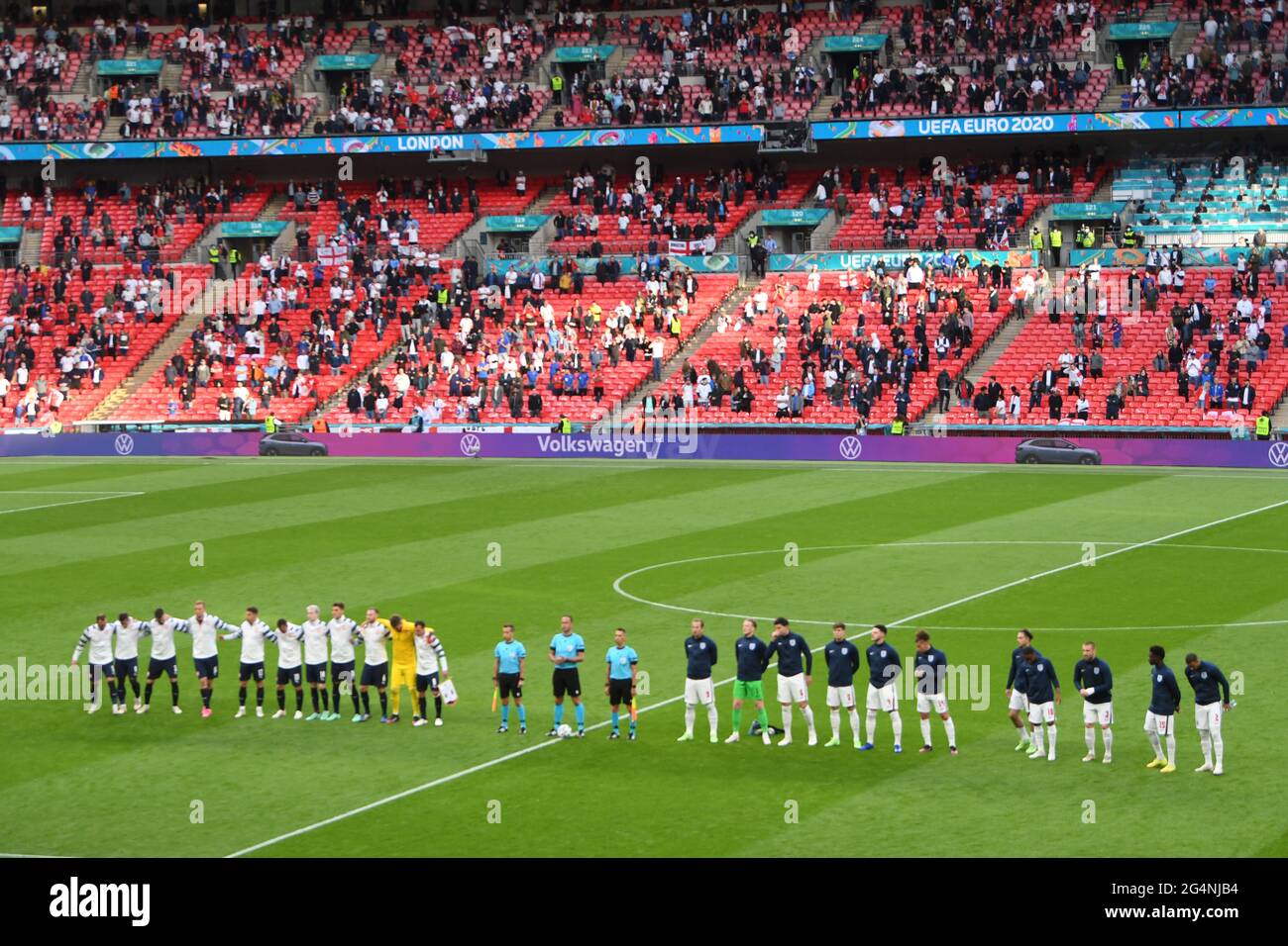 Soccer Football - Euro 2020 - Group D - Czech Republic v England - Wembley Stadium, London, Britain - June 22, 2021 General view as players line up before the match Pool via REUTERS/Neil Hall Stock Photo