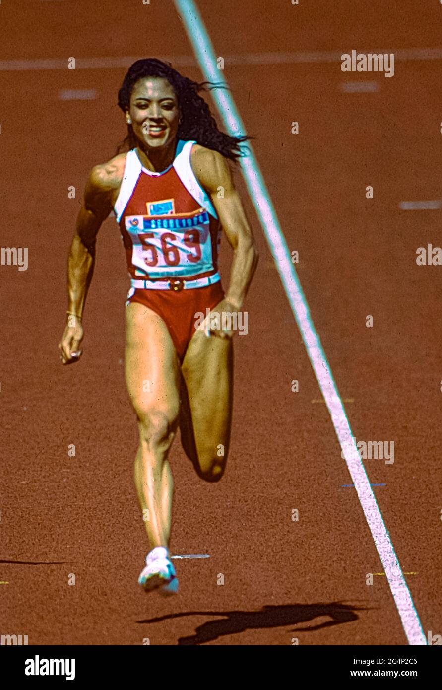 Florence Griffith Joyner competing at the 1988 US Olympic Track and Field  Trials Stock Photo - Alamy