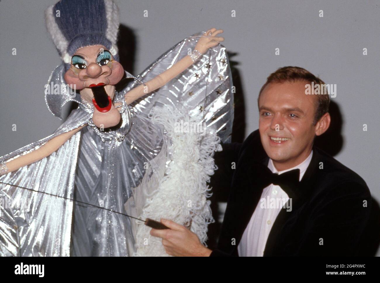 Wayland Flowers and Madame Circa 1980's Credit Ralph Dominguez