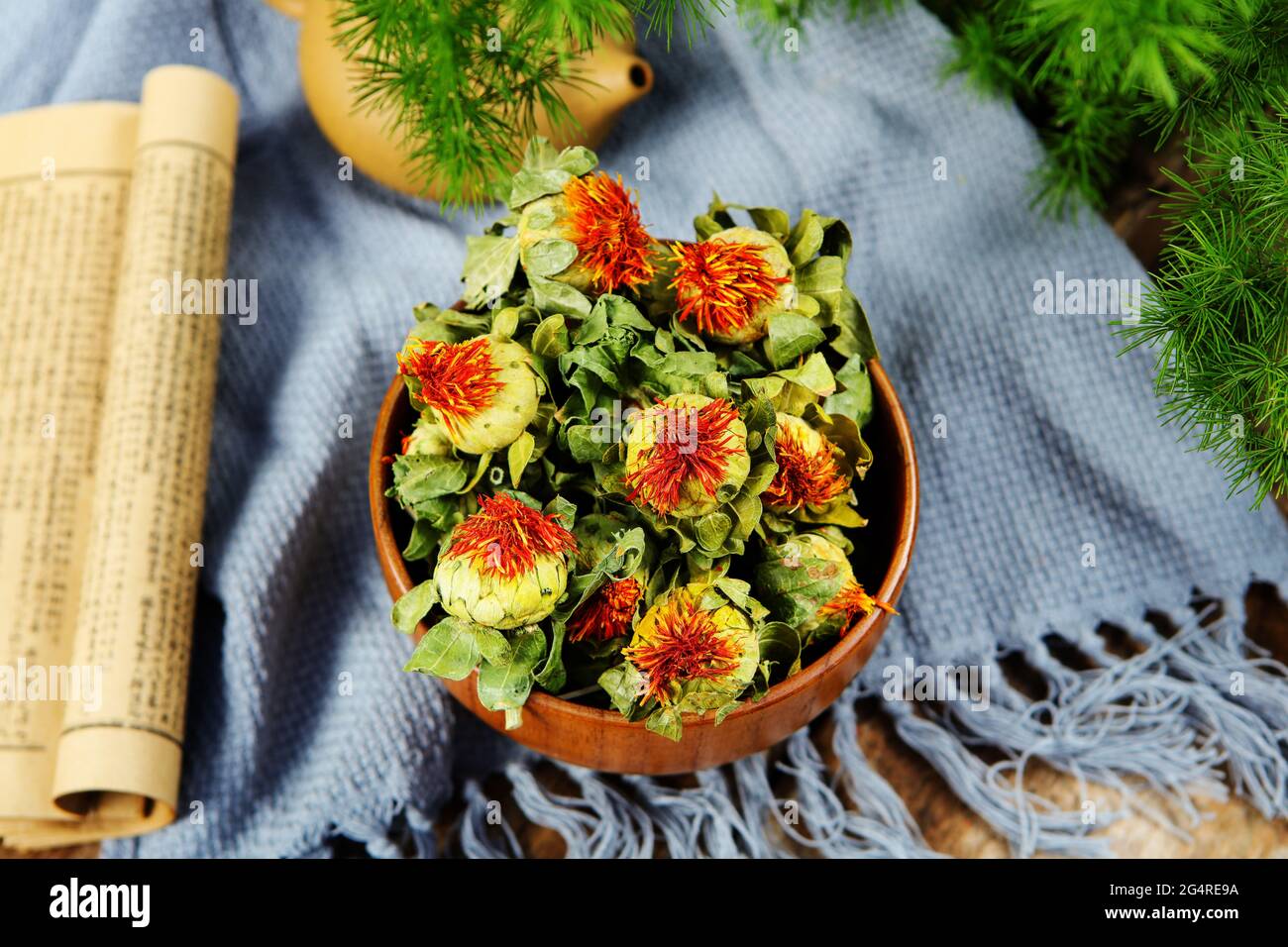 Saffron container hi-res stock photography and images - Alamy