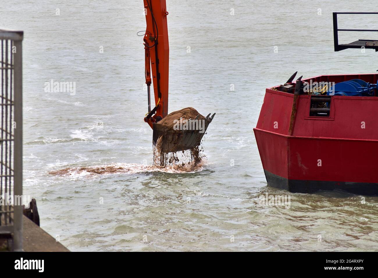 Dredging with excavator hi-res stock photography and images - Alamy