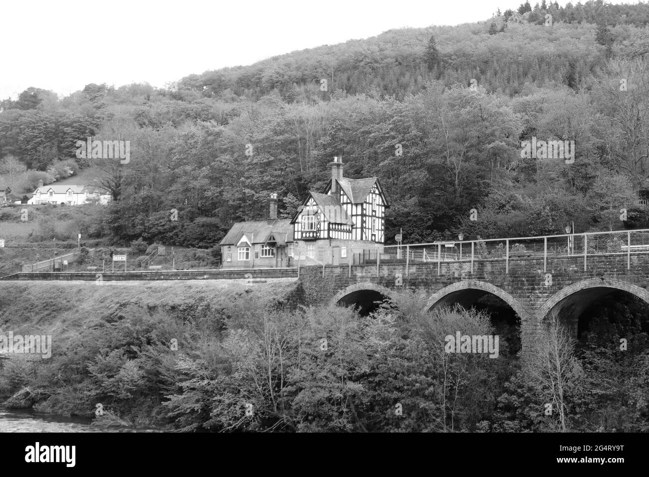 Berwyn railway station and viaduct Llangollen North Wales Stock Photo Alamy