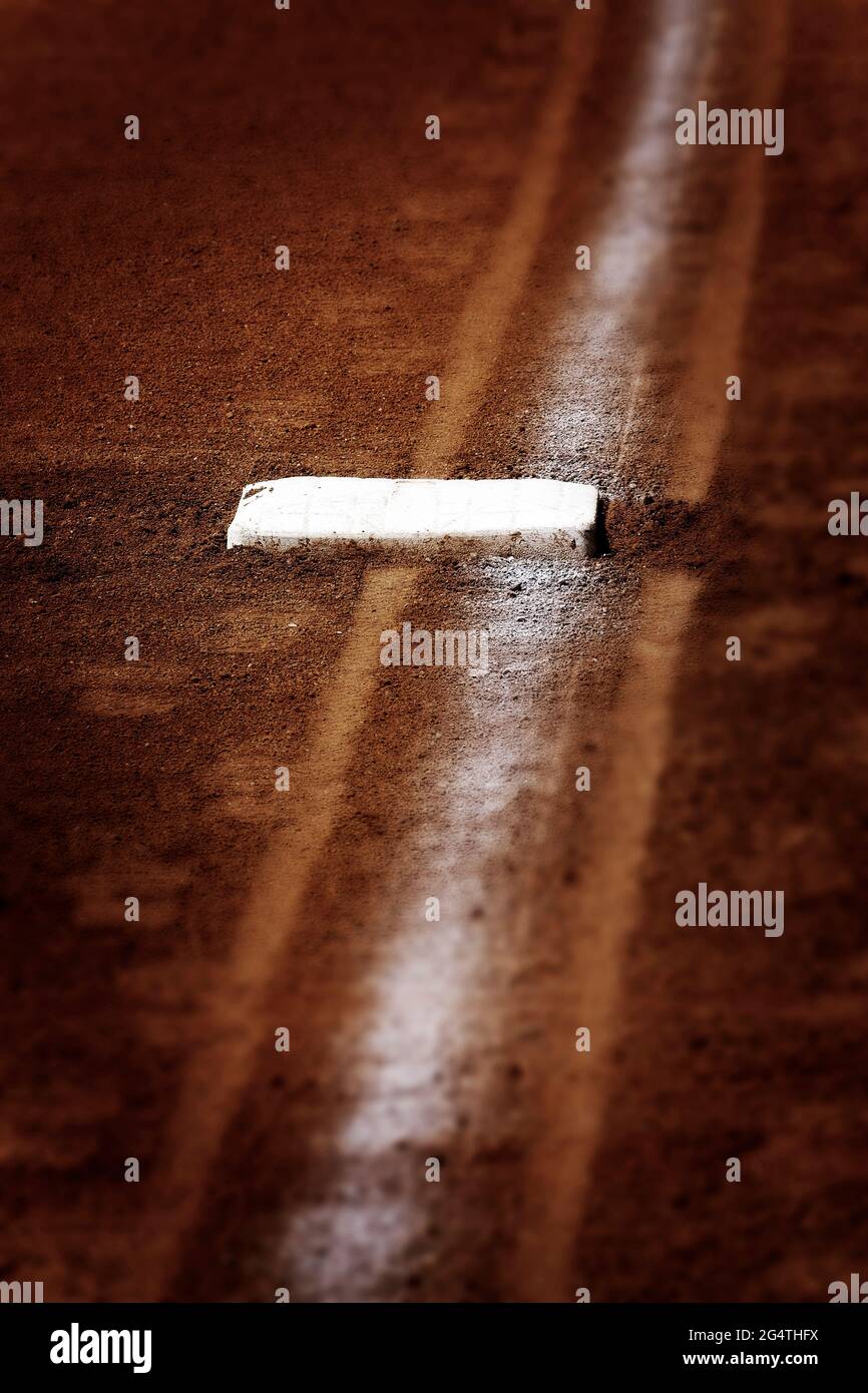 Baseball base and chalked base line in diamond Stock Photo Alamy