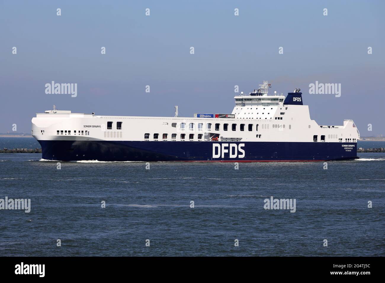 The Ro-Ro cargo ship Scandia Seaways will leave the port of Rotterdam ...