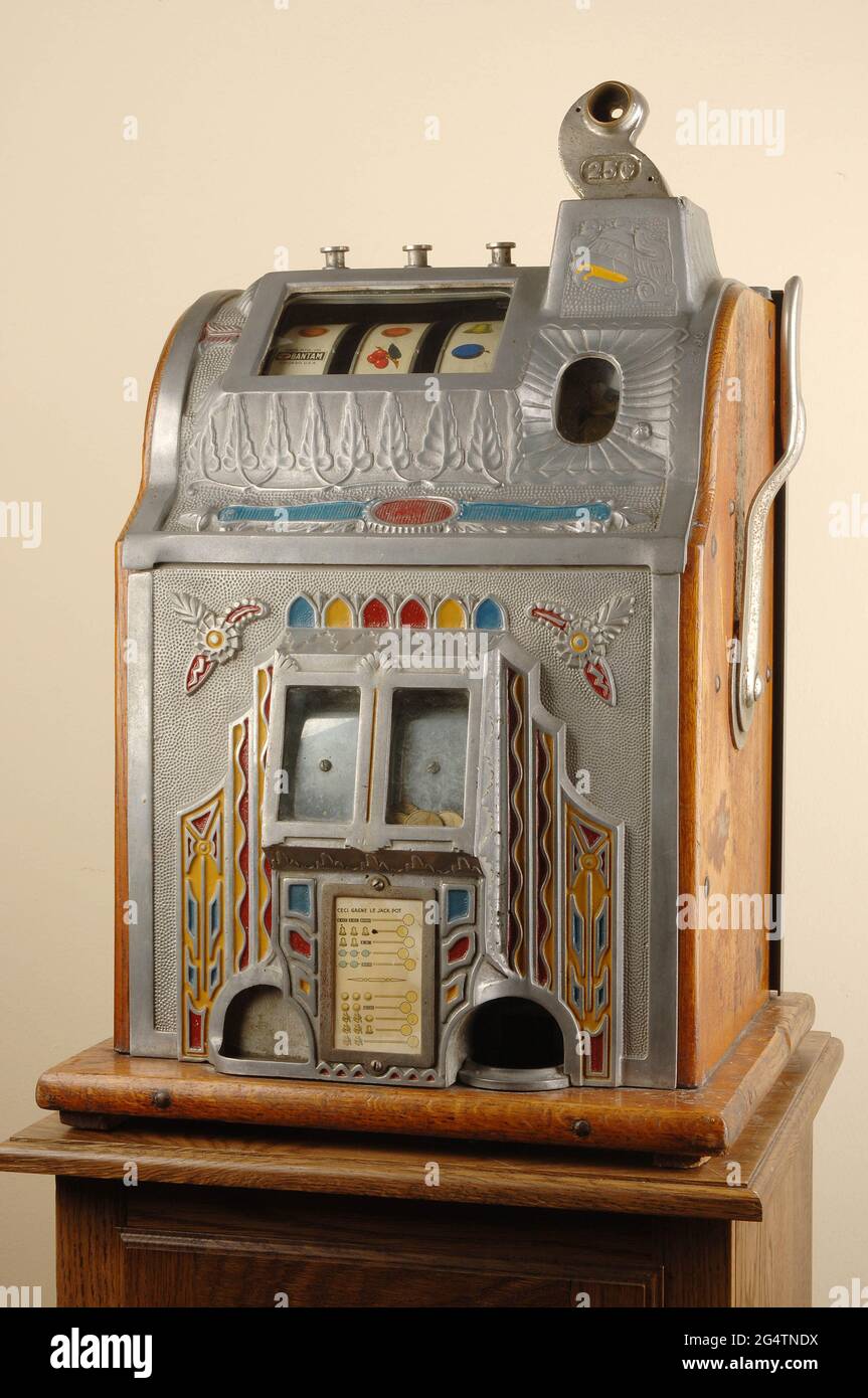 antique slot machine