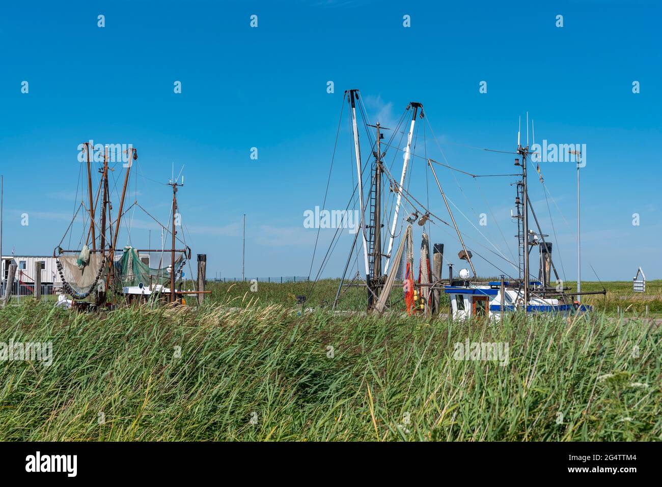 Mast superstructure of a shrimp cutter in the natural harbour, Spieka, Lower Saxony, Germany, Europe Stock Photo