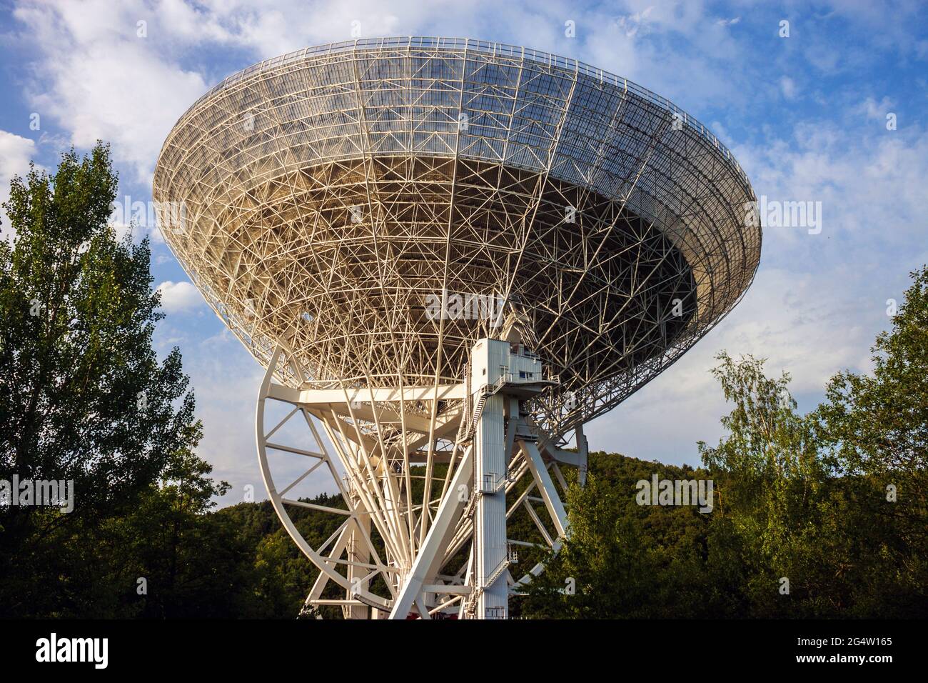 Radio Telescope Effelsberg in Germany with a diameter of 100 meters