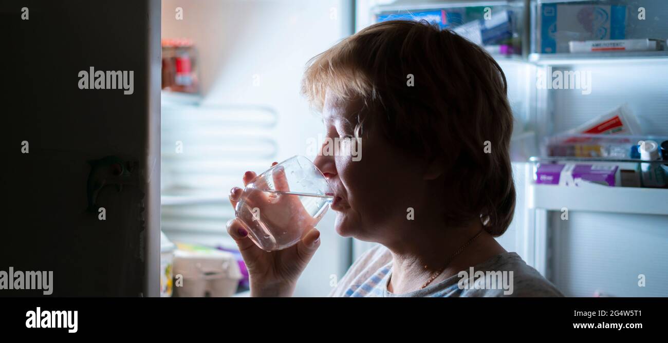 Drinking milk from fridge hires stock photography and images Alamy