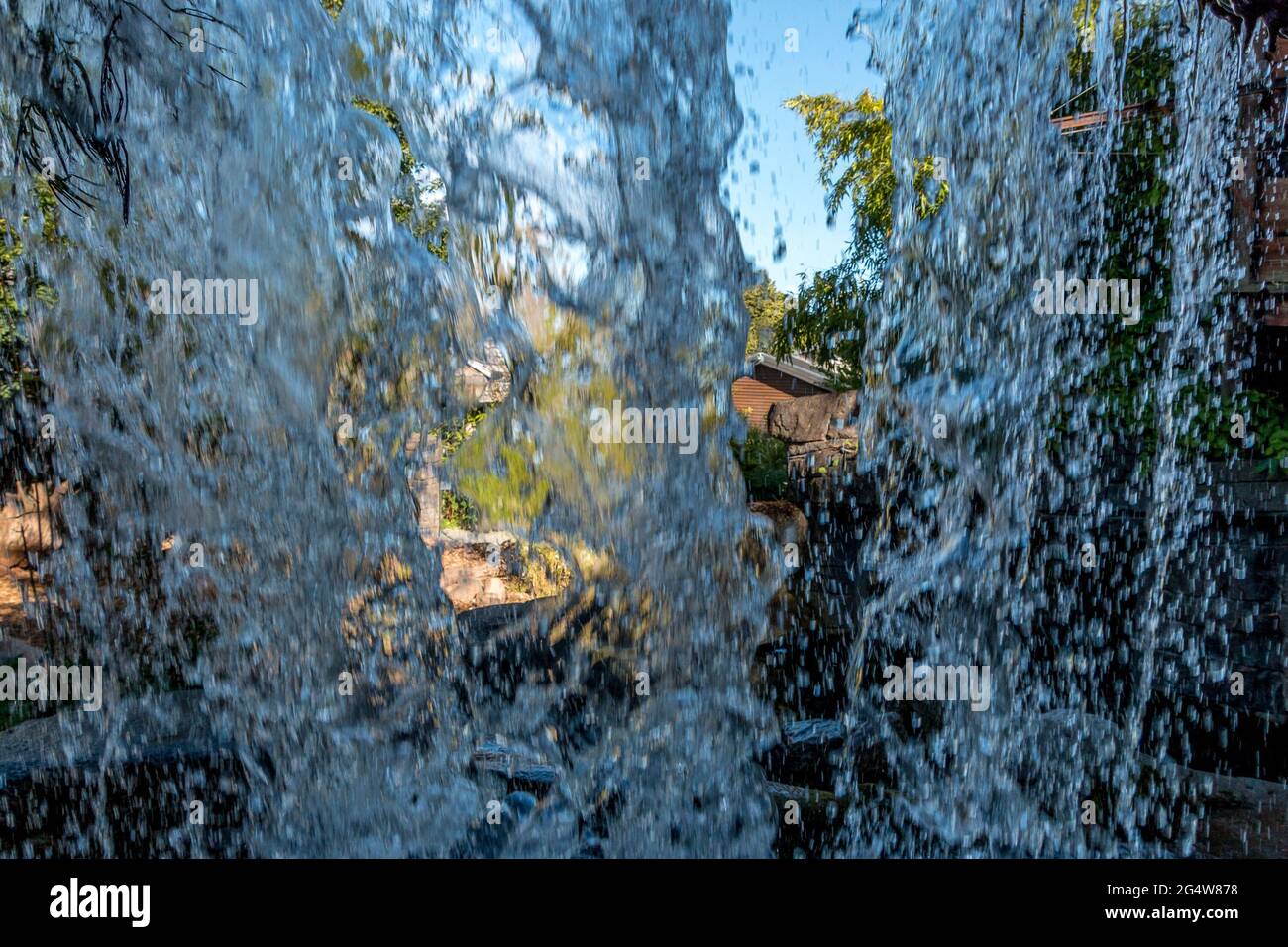 Beautiful small waterfall flowing hi-res stock photography and images ...