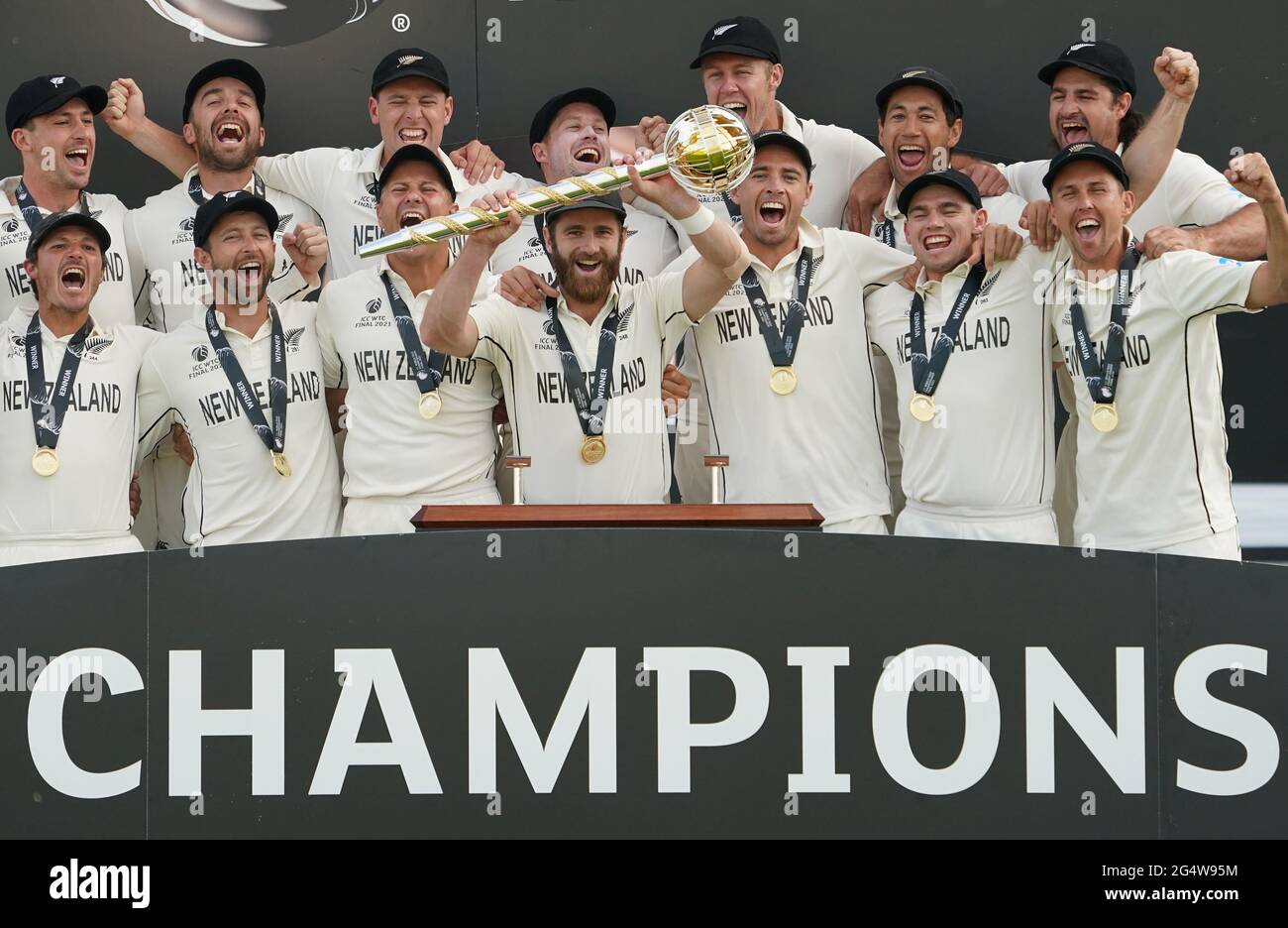 New Zealand Captain Kane Williamson Lifts The Trophy After They Defeated India During Day Six Of 1746