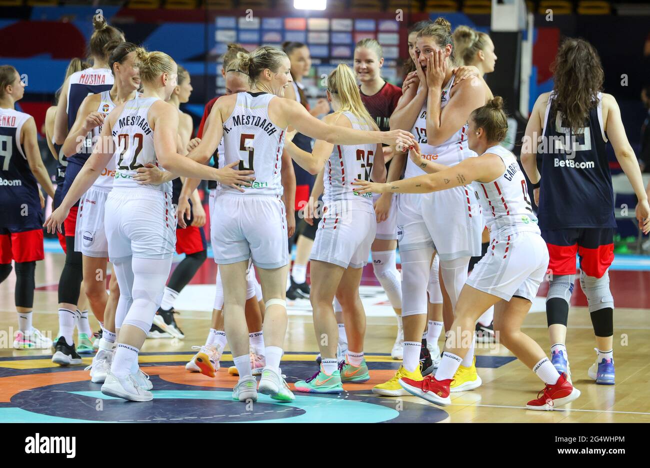 Belgian Cats players celebrate after winning the quarterfinals match  between Belgium's national women's basketball team The Belgian Cats and  Russia, i Stock Photo - Alamy