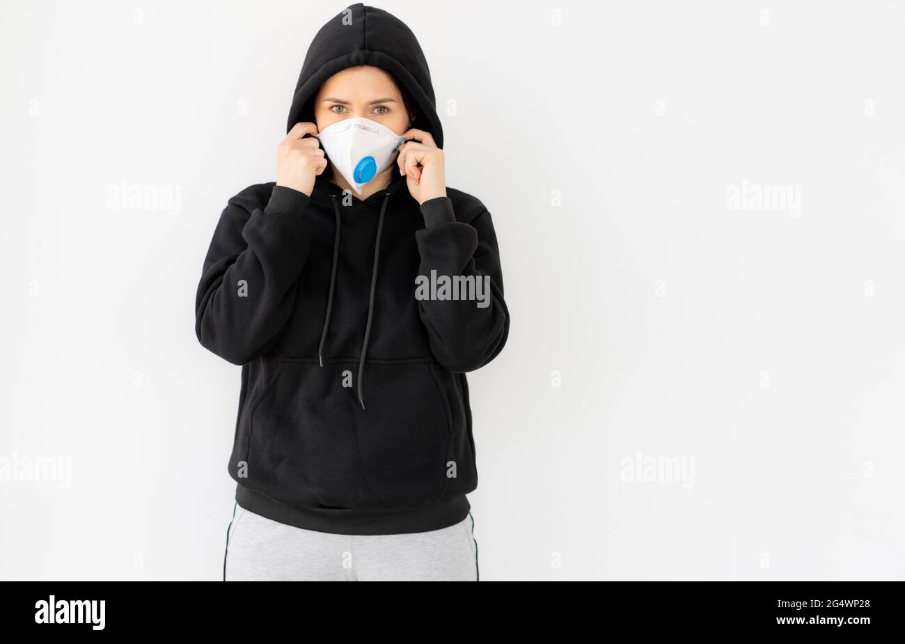 Girl white mask hi-res stock photography and images - Alamy