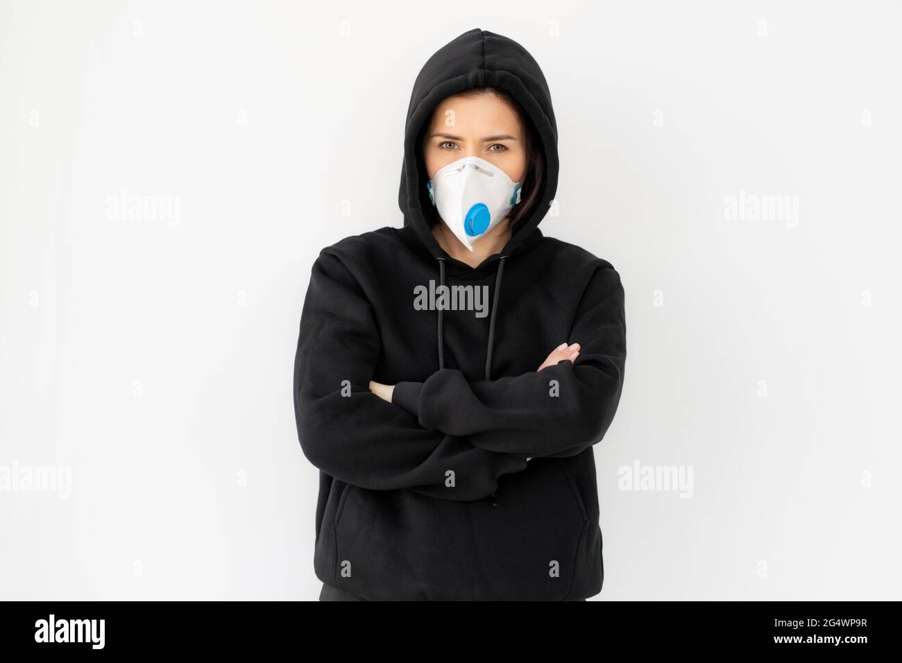 Children wearing medical face mask hi-res stock photography and images ...