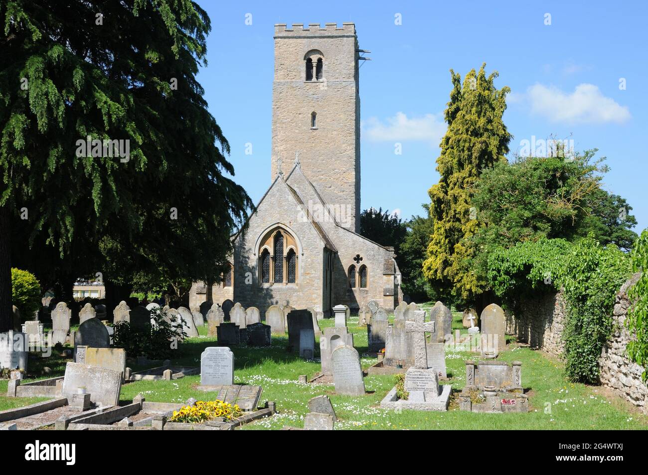 St Thomas of Canterbury Church, Clapham, Bedfordshire Stock Photo Alamy