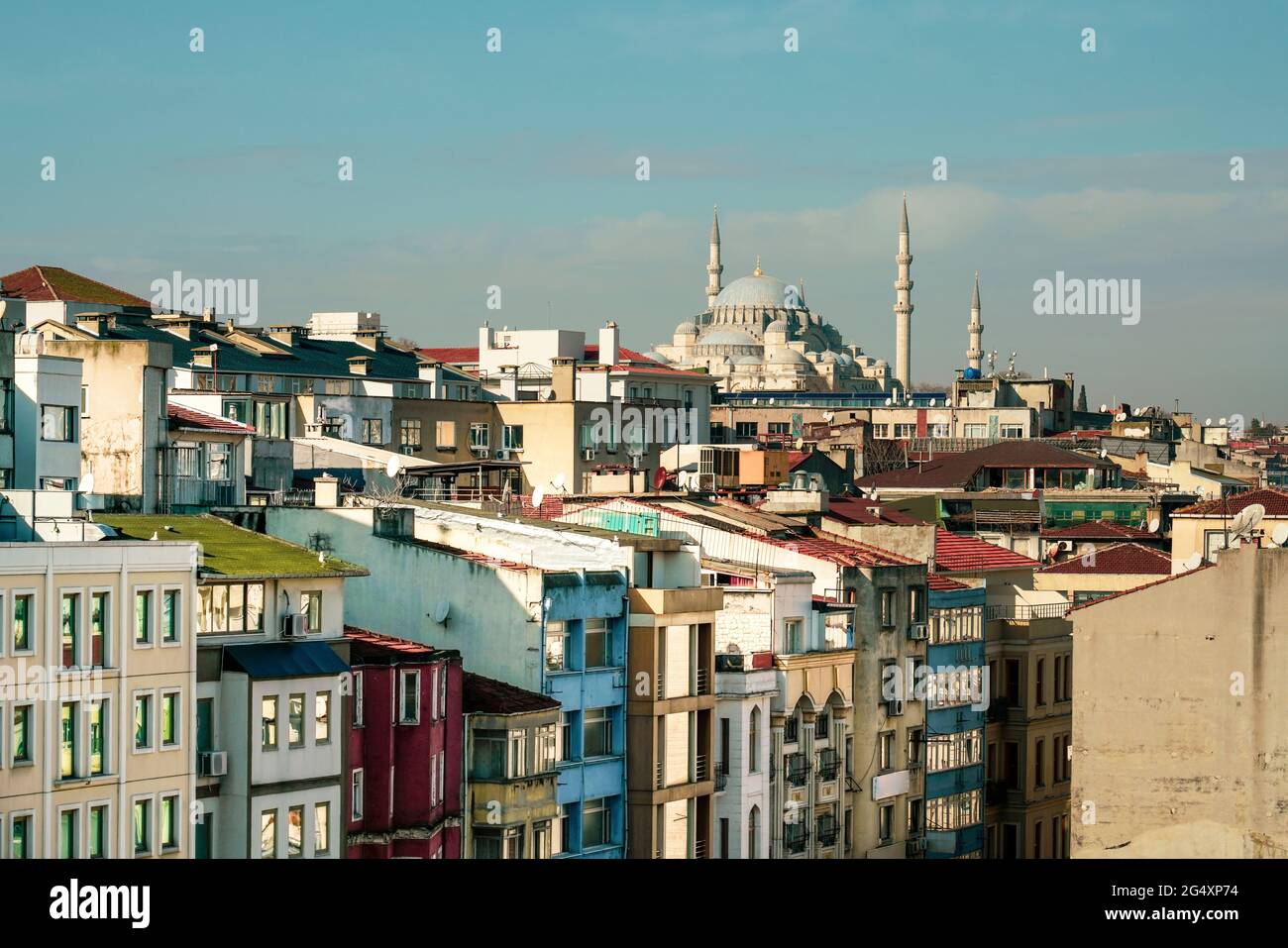 Turkey, Istanbul, Residential buildings in Fatih district with Suleymaniye Mosque in background Stock Photo