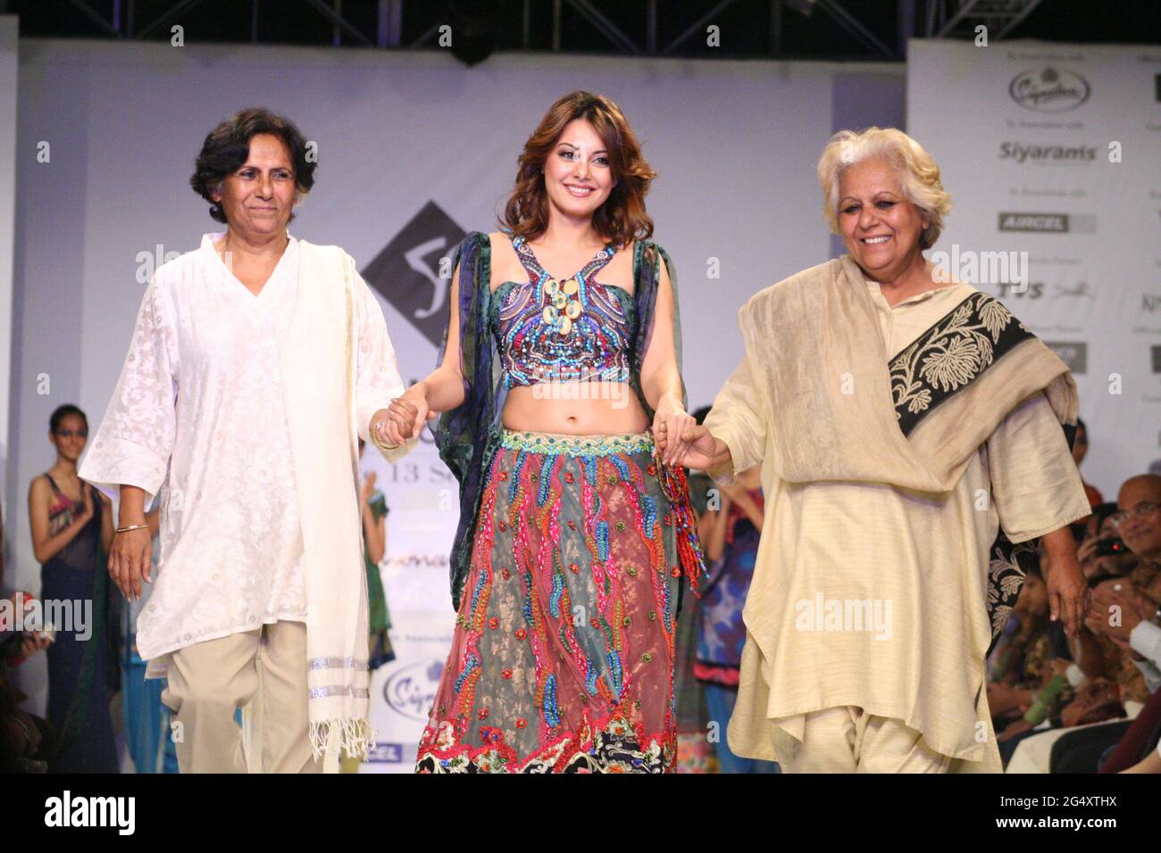 Fashion factory kolkata hires stock photography and images Alamy