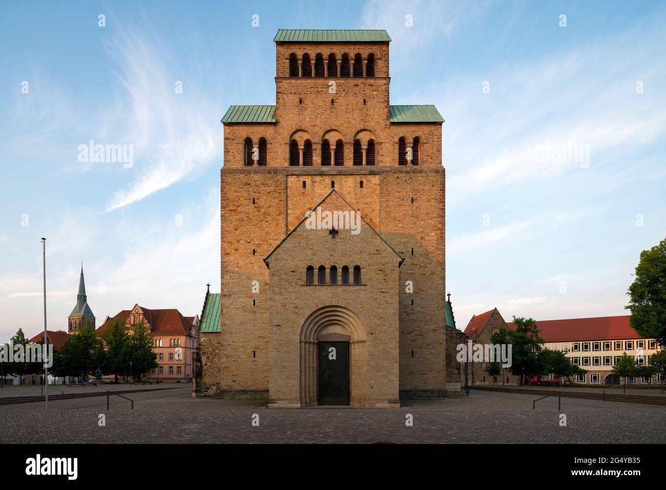 Hildesheim, Dom von Westen Stock Photo