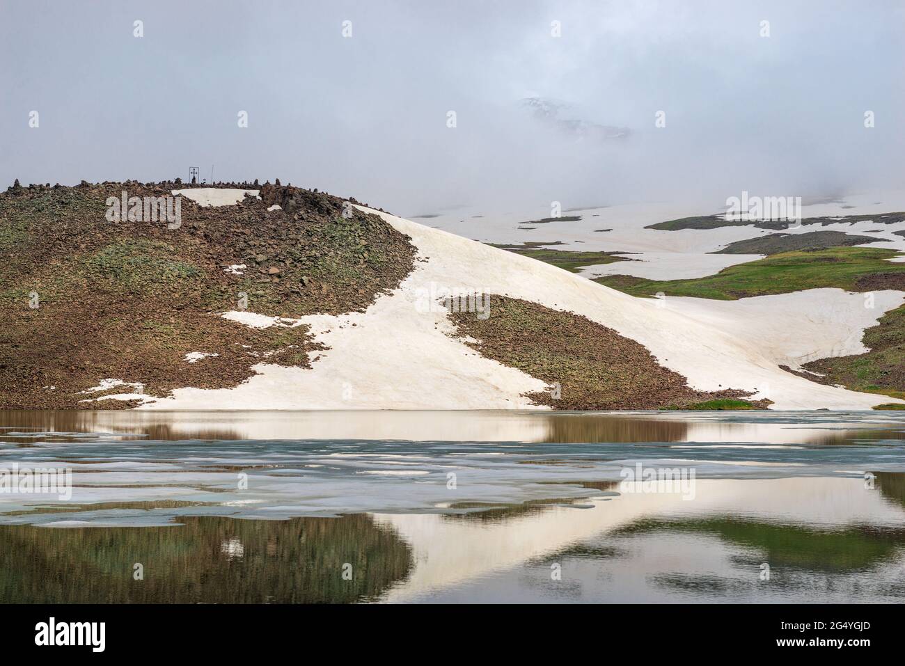 Kari lake hi-res stock photography and images - Alamy