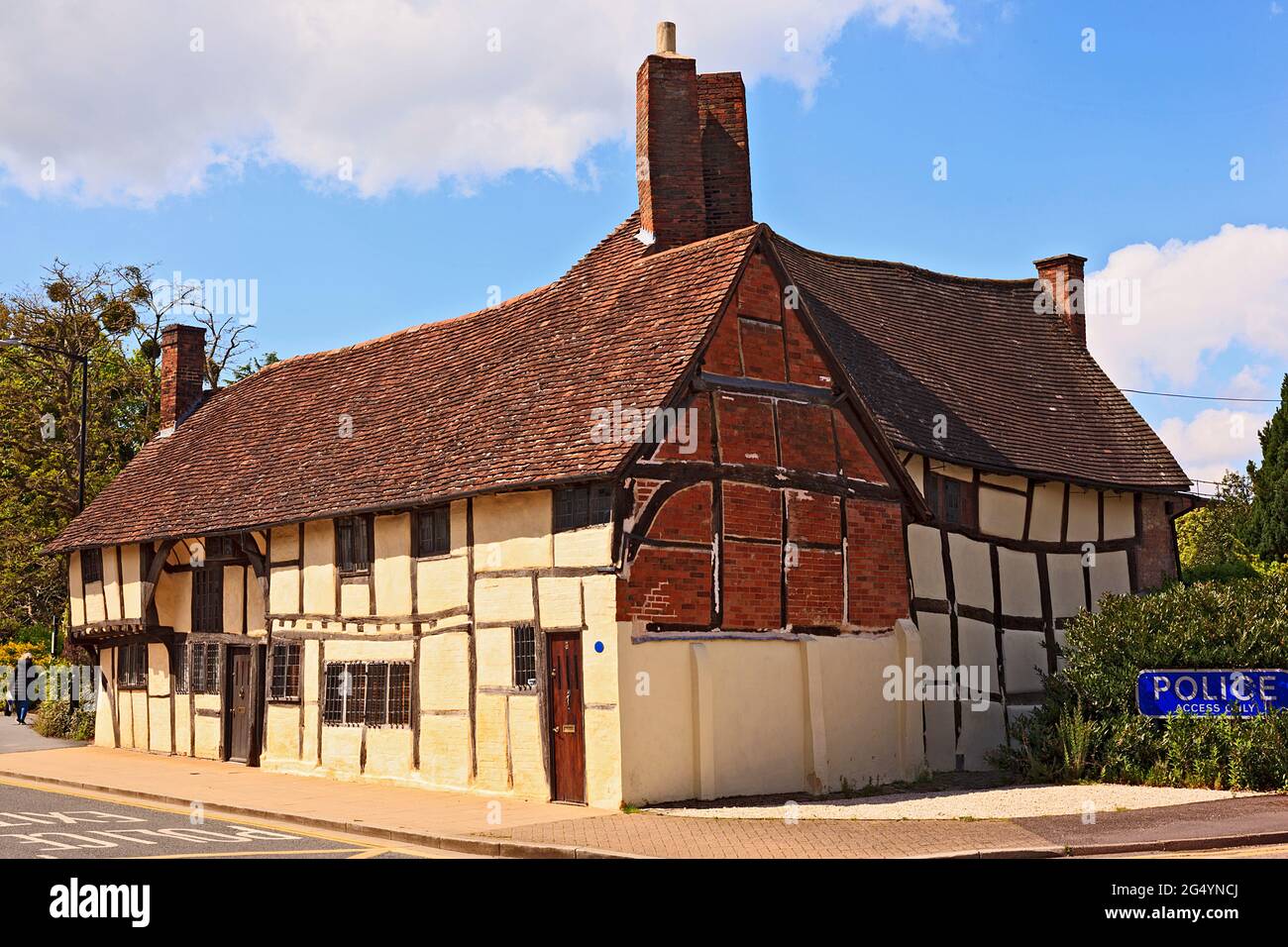 Masons Court, Rother Street, StratforuponAvon. The Oldest house in