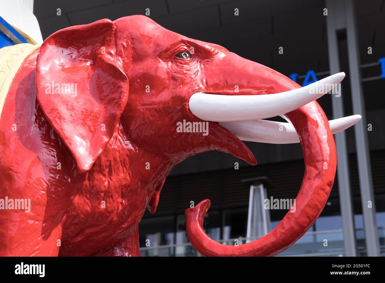 Return of the iconic elephant and castle to the area its symbolises ...