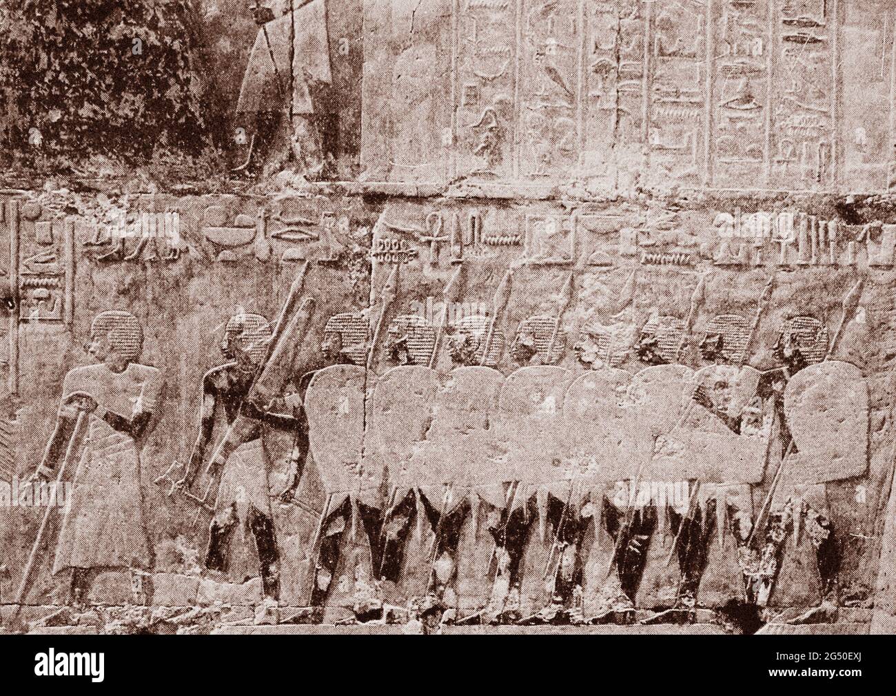 Ancient Egypt. Empire. The first period. A body of spearmen of the empire. (Part of the military escort of Hatshesput's expedition to Punt. From the r Stock Photo