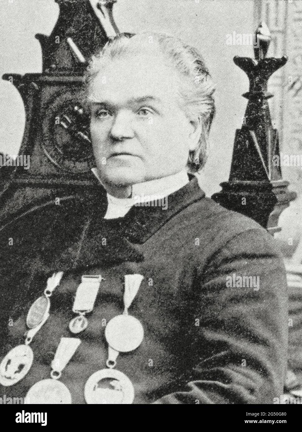 R. Williams (Hwfa Mon). A gallery of Welsh and WelshAmerican poets