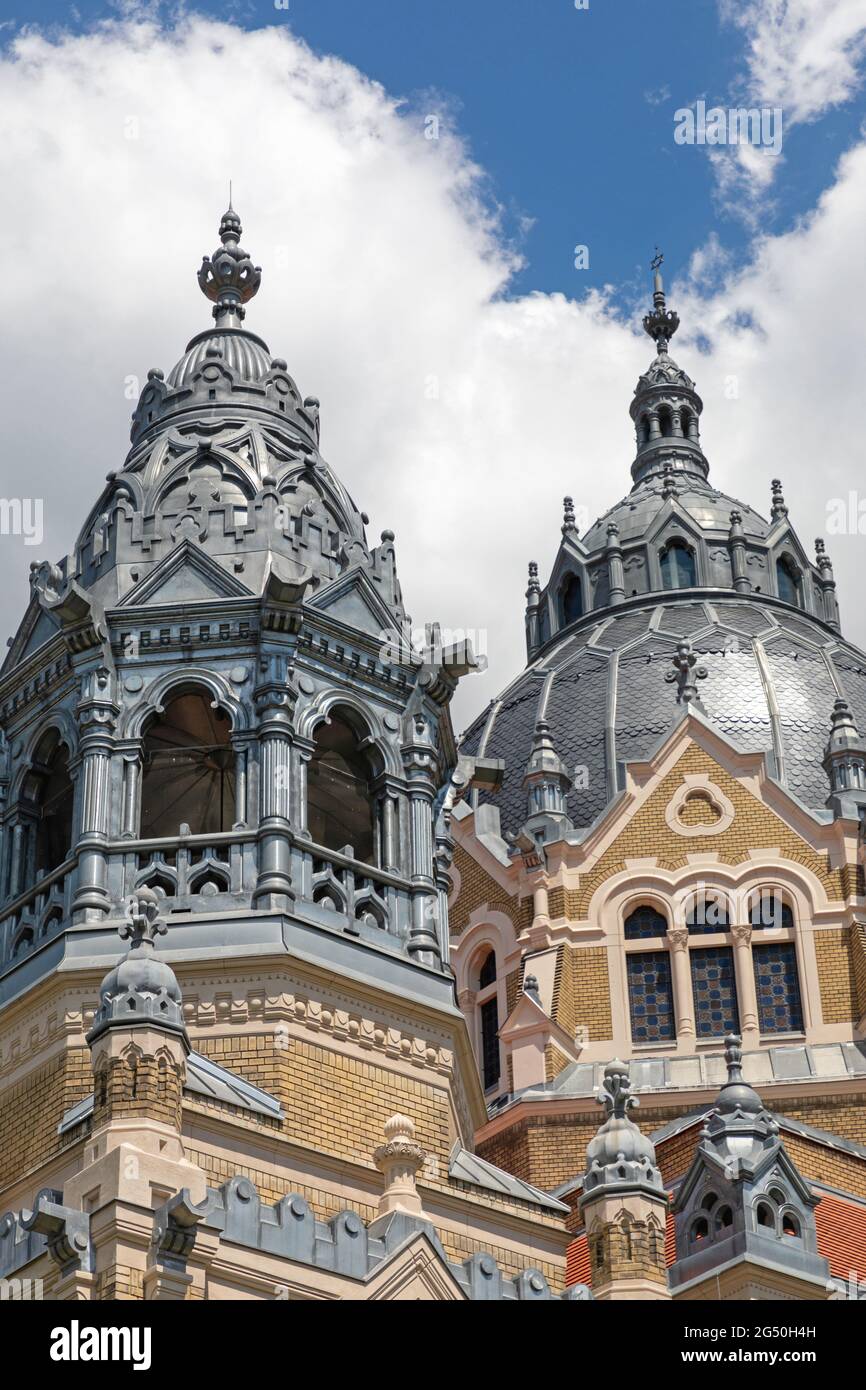 Jewish Synagogue Temple Building in Szeged Hungary Stock Photo - Alamy