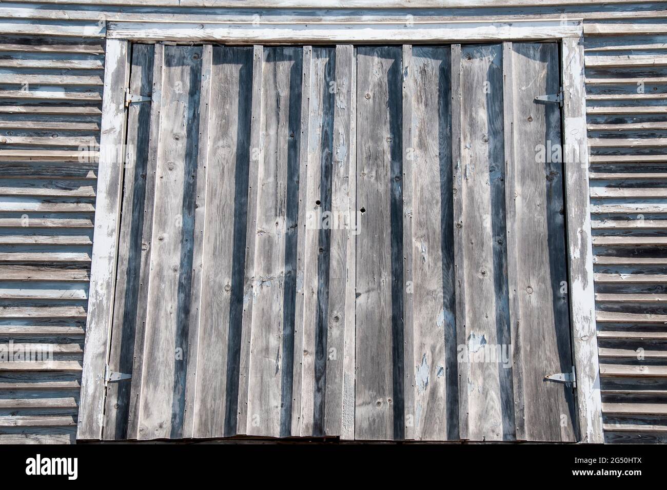 Vertical wooden slats hi-res stock photography and images - Alamy