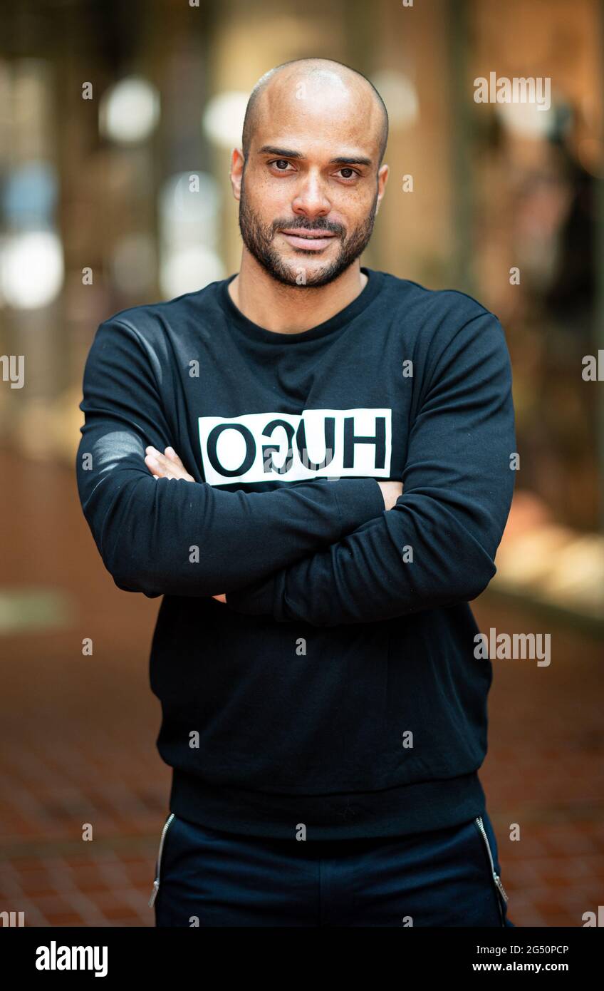 Hamburg, Germany. 24th June, 2021. David Odonkor, former German national soccer player, photographed on the sidelines of a charity event in the Hanseviertel shopping center. (to dpa "David Odonkor: Increase or Germany flies out") Credit: Daniel Reinhardt/dpa/Alamy Live News Stock Photo
