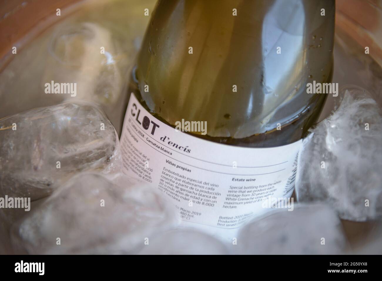 Botella hi-res stock photography and images - Page 2 - Alamy