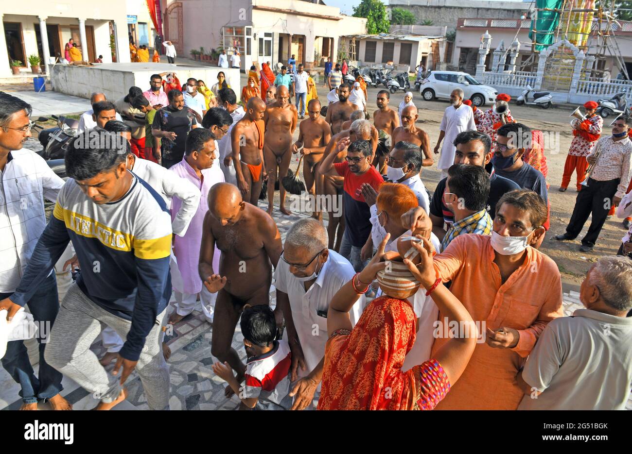 Jain monks hires stock photography and images Alamy