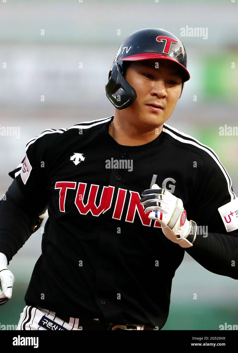 Incheon, Seoul, South Korea, 25th June, 2021. LG Twins' Oh Ji-hwan Oh ...