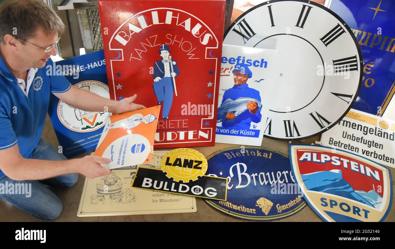 Emaillierwerk hires stock photography and images Alamy