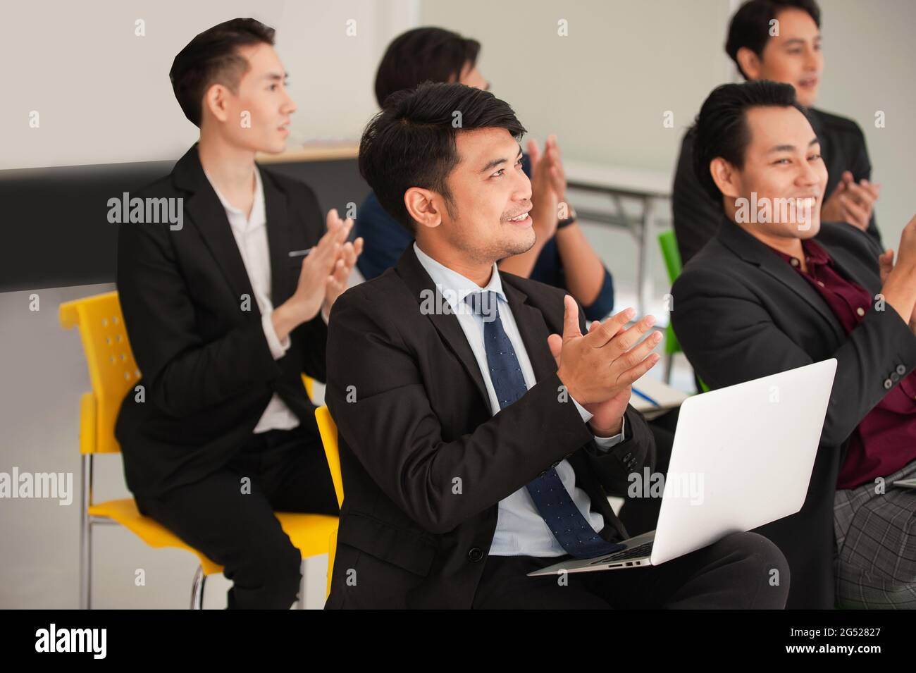 People congratulate on business meeting, People clap their congratulate in seminar Stock Photo