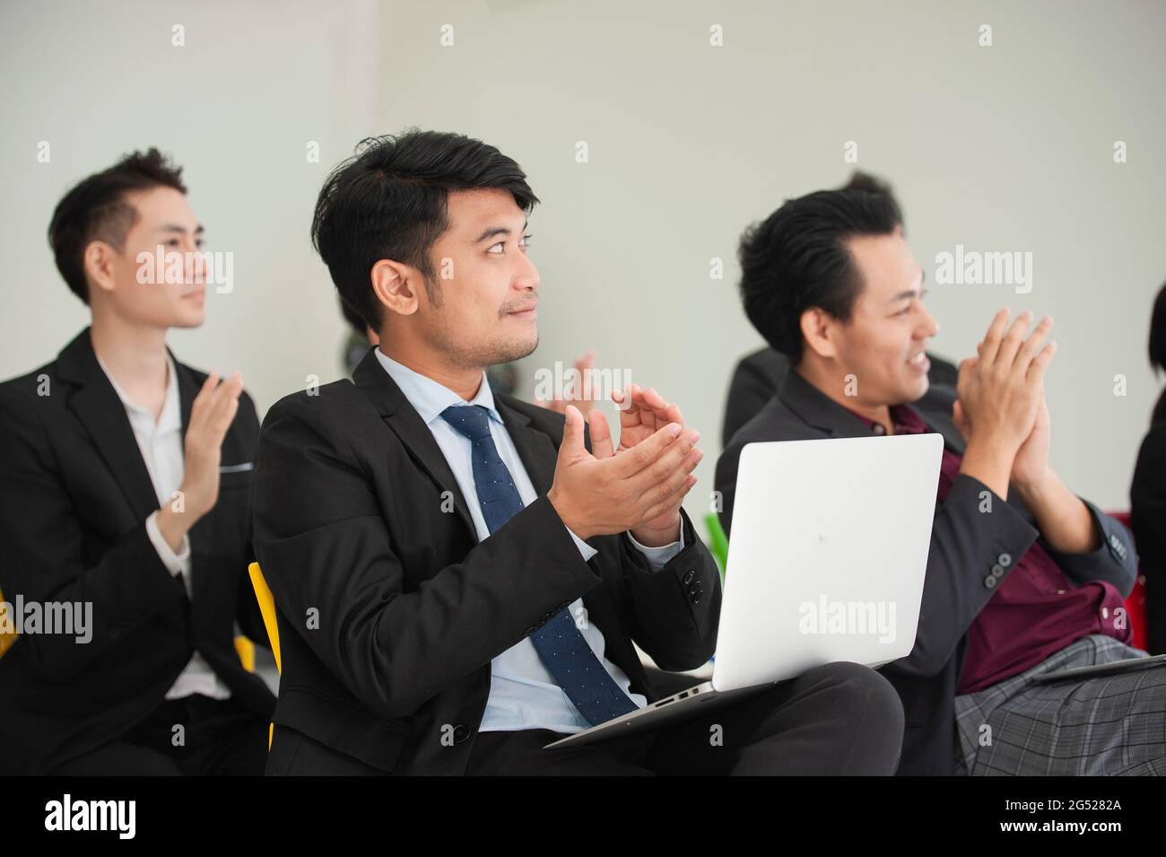 People congratulate on business meeting, People clap their congratulate in seminar Stock Photo
