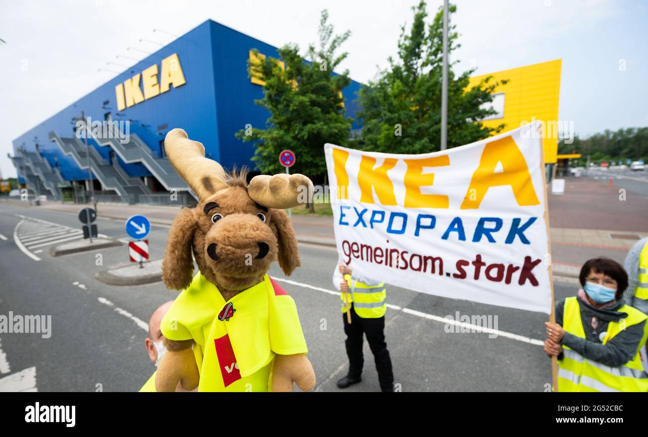 Ikea stand hi-res stock photography and images - Alamy