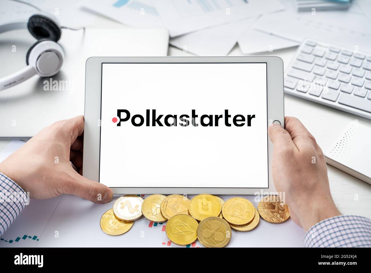 Crypto startup hi-res stock photography and images - Alamy